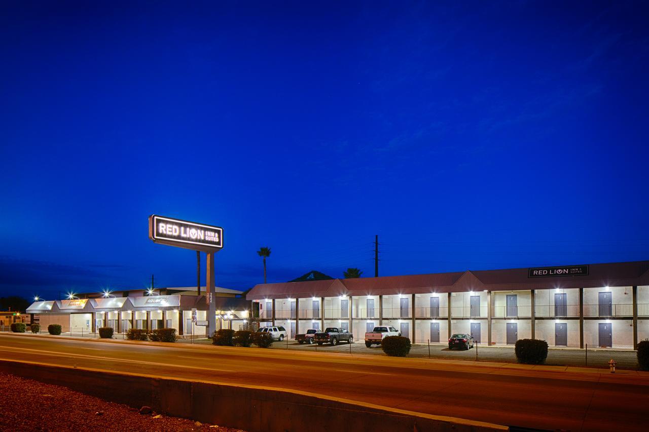 Red Lion Inn & Suites Tucson Downtown Exteriör bild